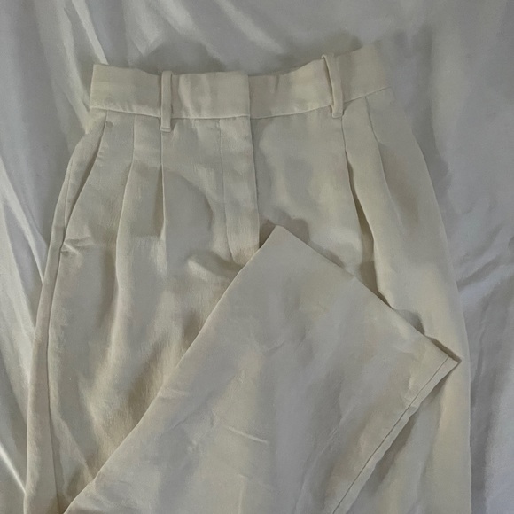 Aritzia wilfred effortless pants - Picture 3 of 3